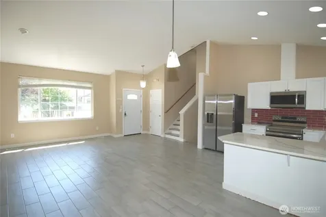 9523 17th Place NE Lake Stevens WA 98258