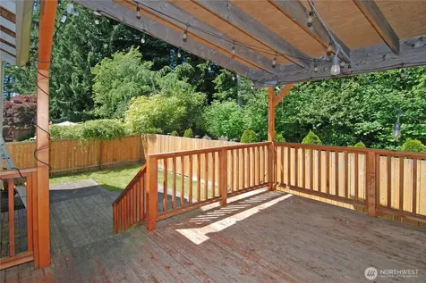9523 17th Place NE Lake Stevens WA 98258
