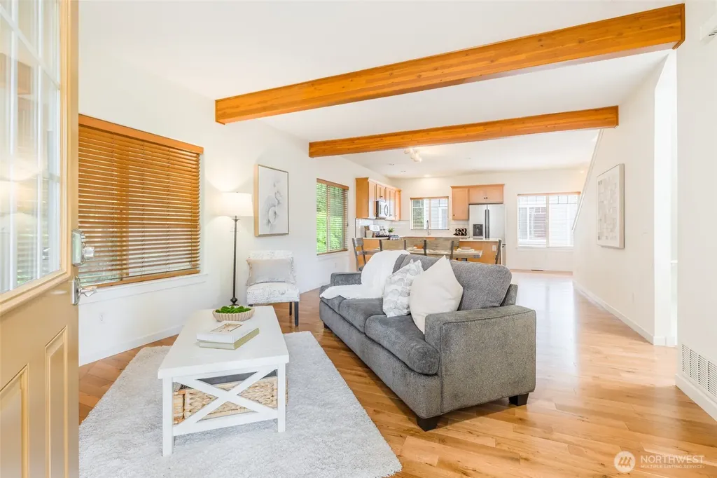 6625 SW 198th Place Lynnwood WA 98036