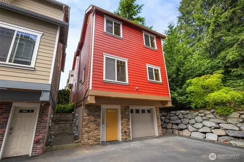 6625 SW 198th Place Lynnwood WA 98036