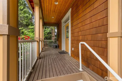 6625 SW 198th Place Lynnwood WA 98036