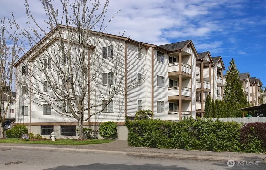 10824 SE 170th Street Renton WA 98055