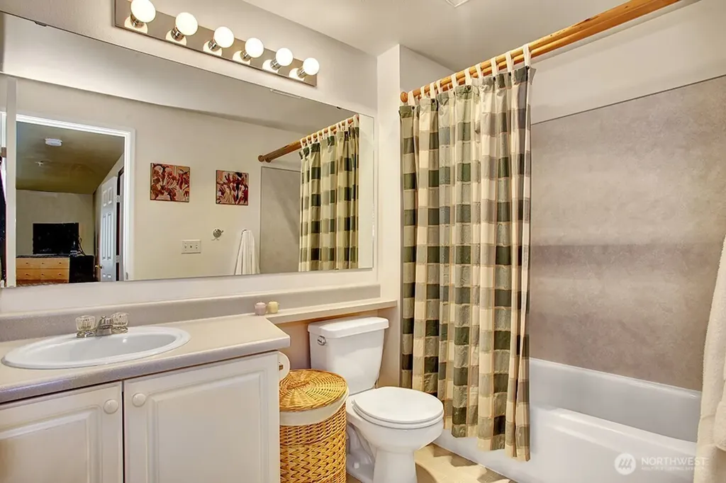 10824 SE 170th Street Renton WA 98055