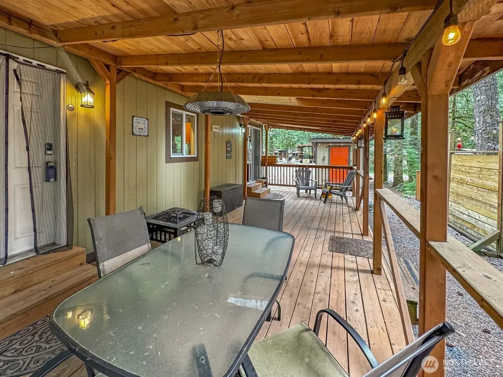 169 Fireside Lodge Circle Deming WA 98244