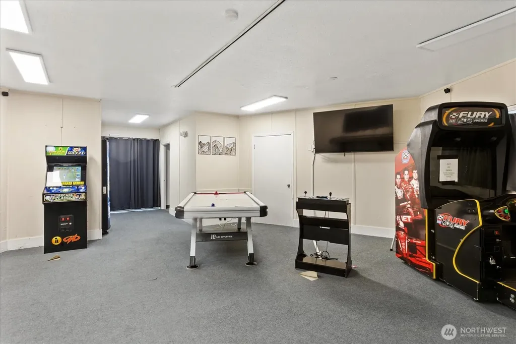 169 Fireside Lodge Circle Deming WA 98244