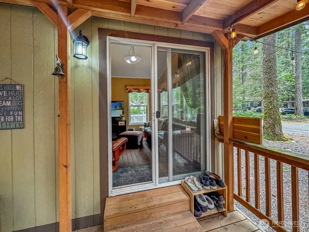 169 Fireside Lodge Circle Deming WA 98244