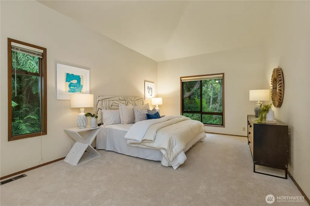 20321 92nd Avenue W Edmonds WA 98020