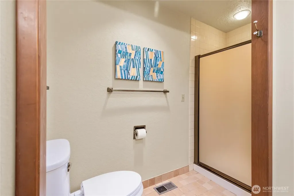 20321 92nd Avenue W Edmonds WA 98020