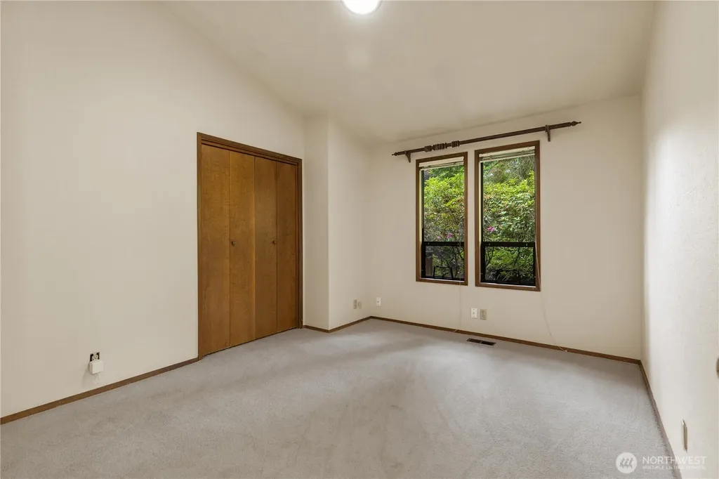 20321 92nd Avenue W Edmonds WA 98020