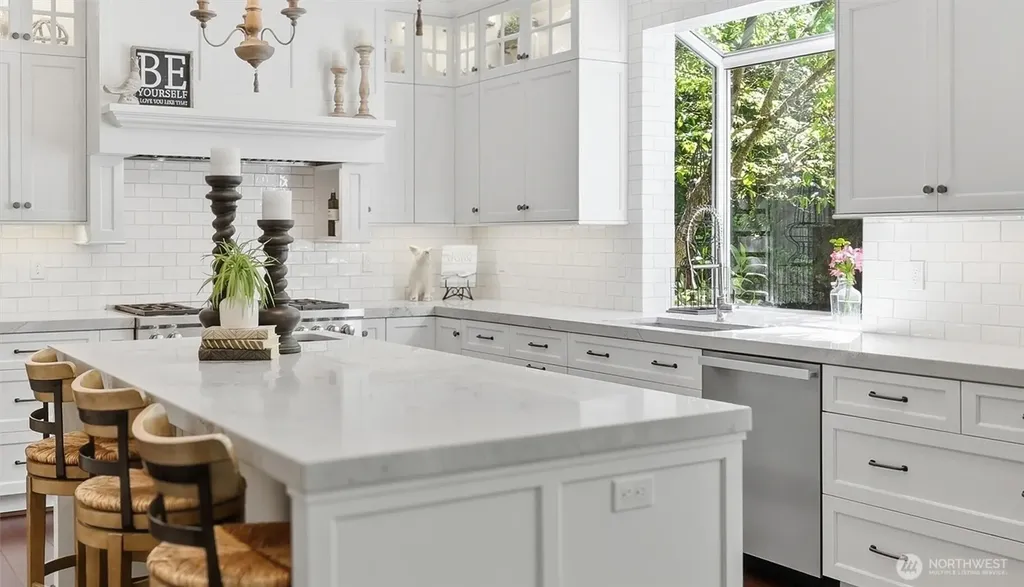 25817 SE 31st Place Sammamish WA 98075