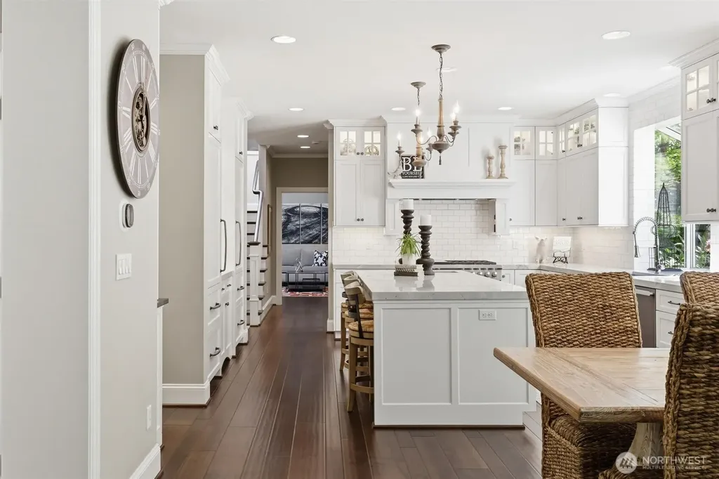 25817 SE 31st Place Sammamish WA 98075