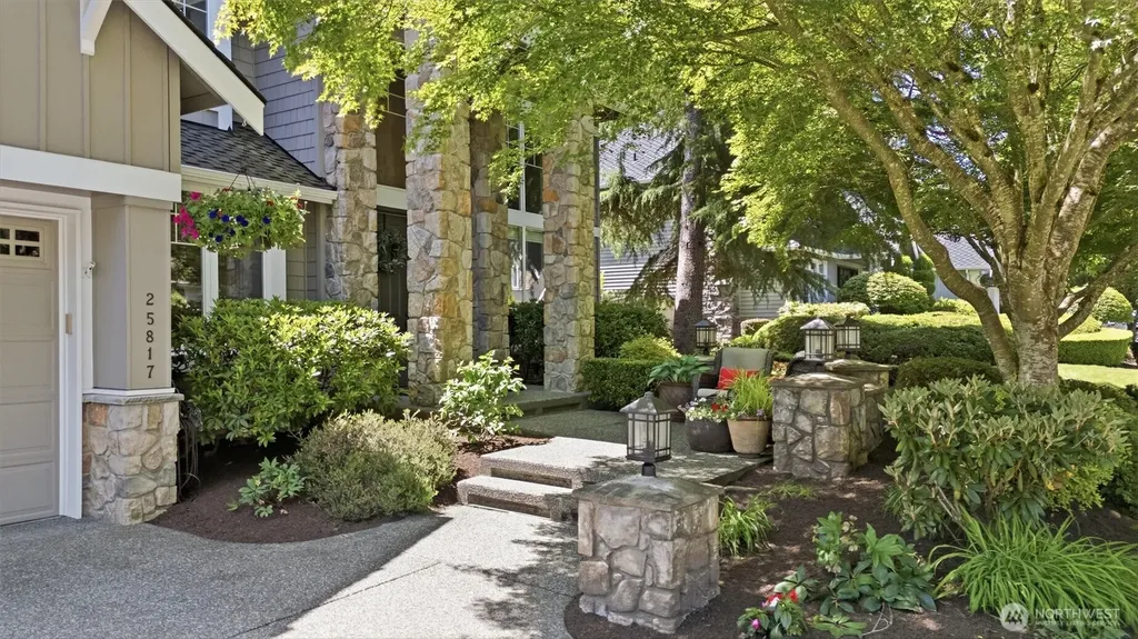 25817 SE 31st Place Sammamish WA 98075