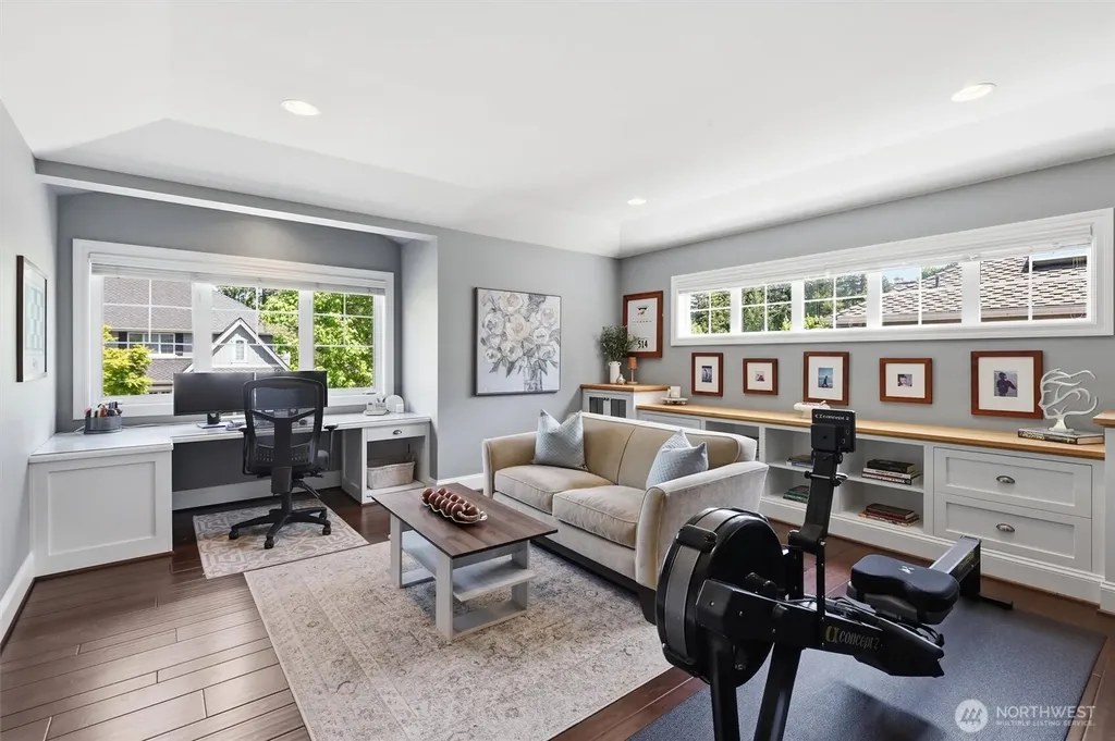 25817 SE 31st Place Sammamish WA 98075
