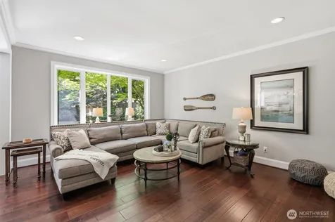 25817 SE 31st Place Sammamish WA 98075