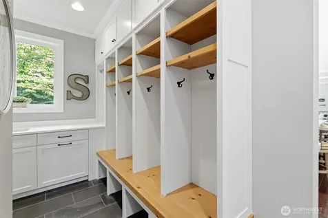 25817 SE 31st Place Sammamish WA 98075