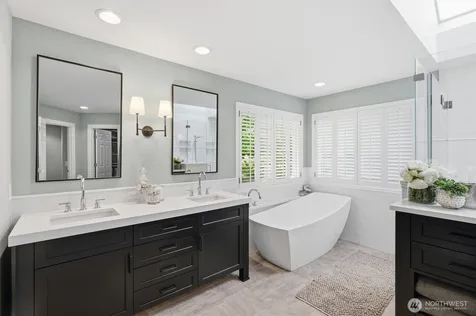 25817 SE 31st Place Sammamish WA 98075