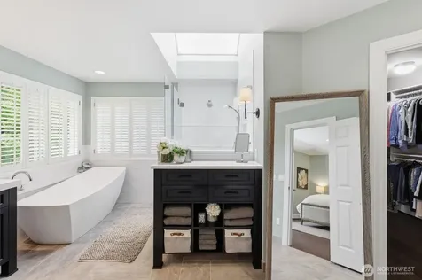 25817 SE 31st Place Sammamish WA 98075