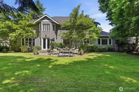 25817 SE 31st Place Sammamish WA 98075