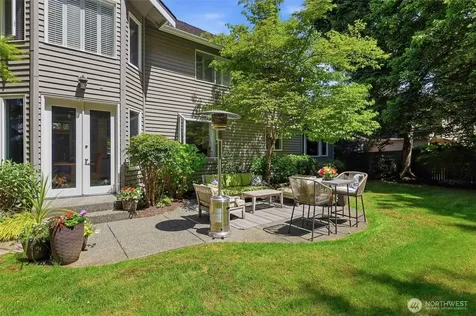 25817 SE 31st Place Sammamish WA 98075