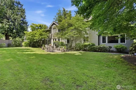 25817 SE 31st Place Sammamish WA 98075