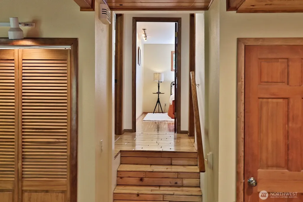 3370 East Harbor Road Langley WA 98260