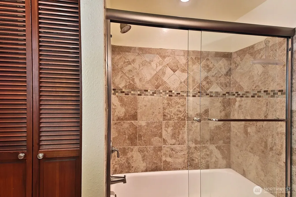 3370 East Harbor Road Langley WA 98260