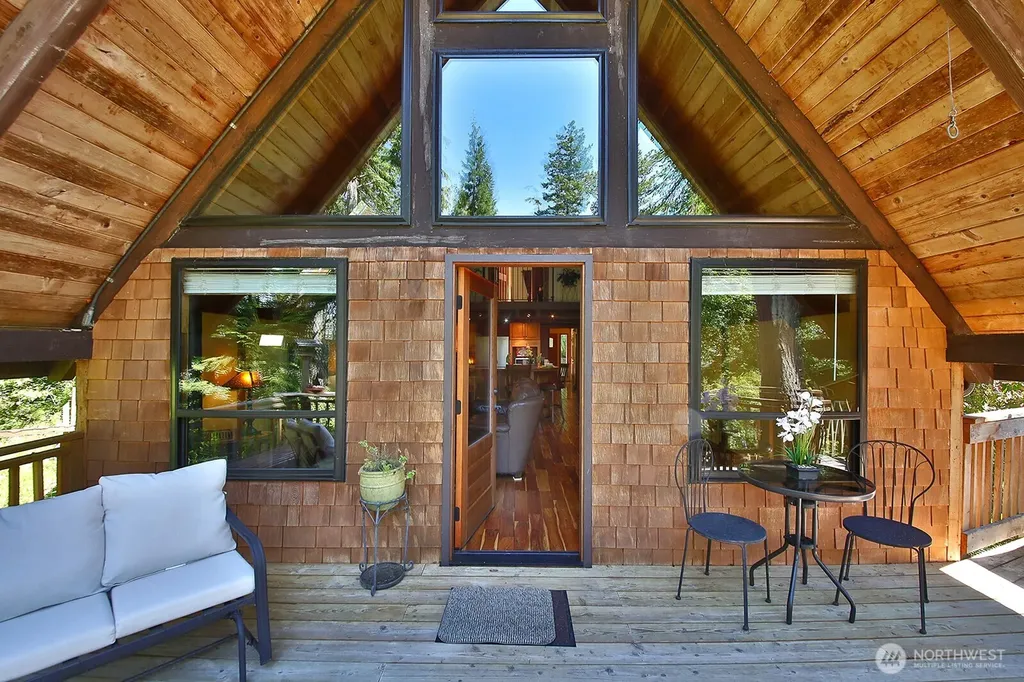 3370 East Harbor Road Langley WA 98260
