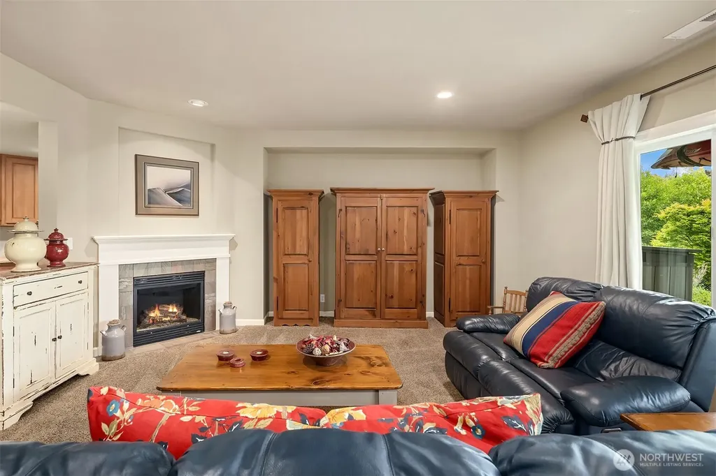 15016 97th Avenue NE Bothell WA 98011