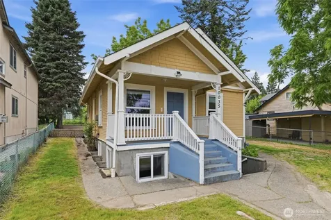 10035 17th Avenue SW Seattle WA 98146