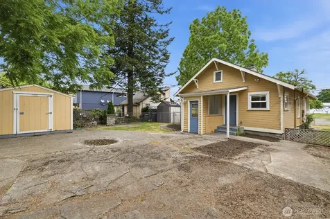 10035 17th Avenue SW Seattle WA 98146