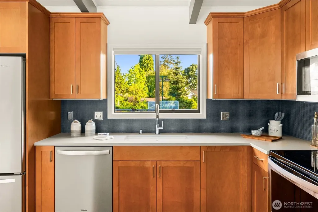 4015 NE 70th Street Seattle WA 98115