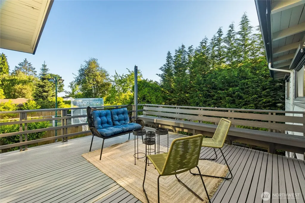 4015 NE 70th Street Seattle WA 98115
