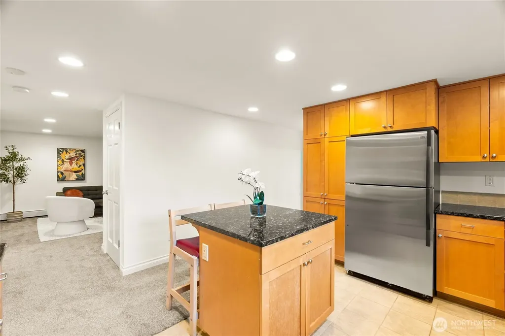 4015 NE 70th Street Seattle WA 98115