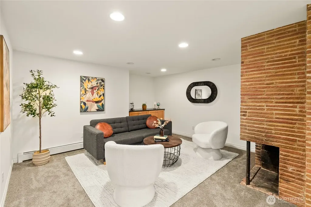 4015 NE 70th Street Seattle WA 98115