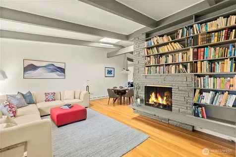 4015 NE 70th Street Seattle WA 98115