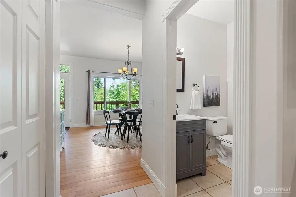 61 Louise View Drive Bellingham WA 98229