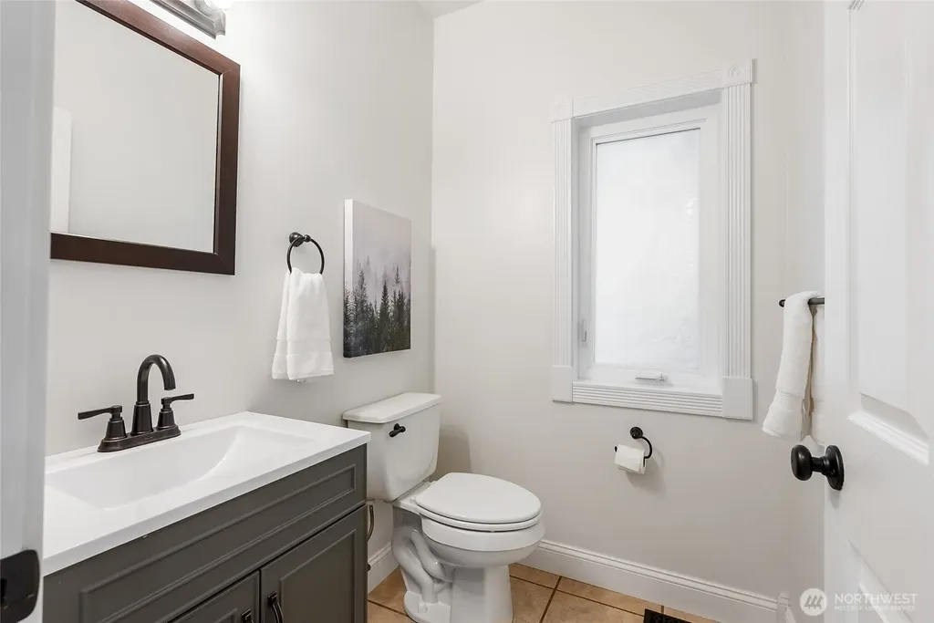 61 Louise View Drive Bellingham WA 98229