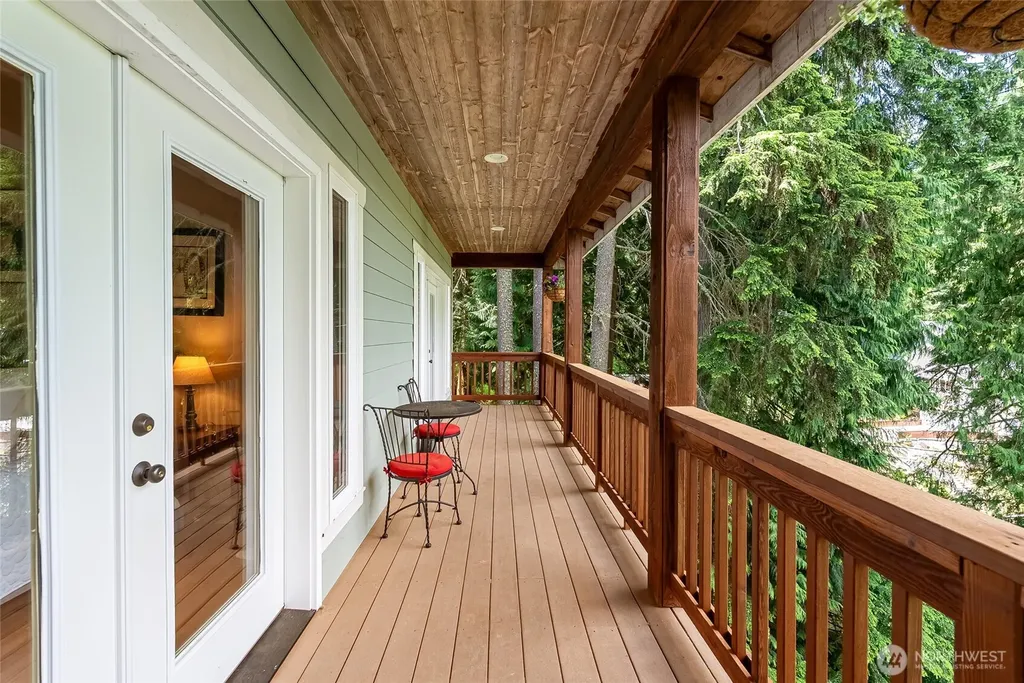 61 Louise View Drive Bellingham WA 98229