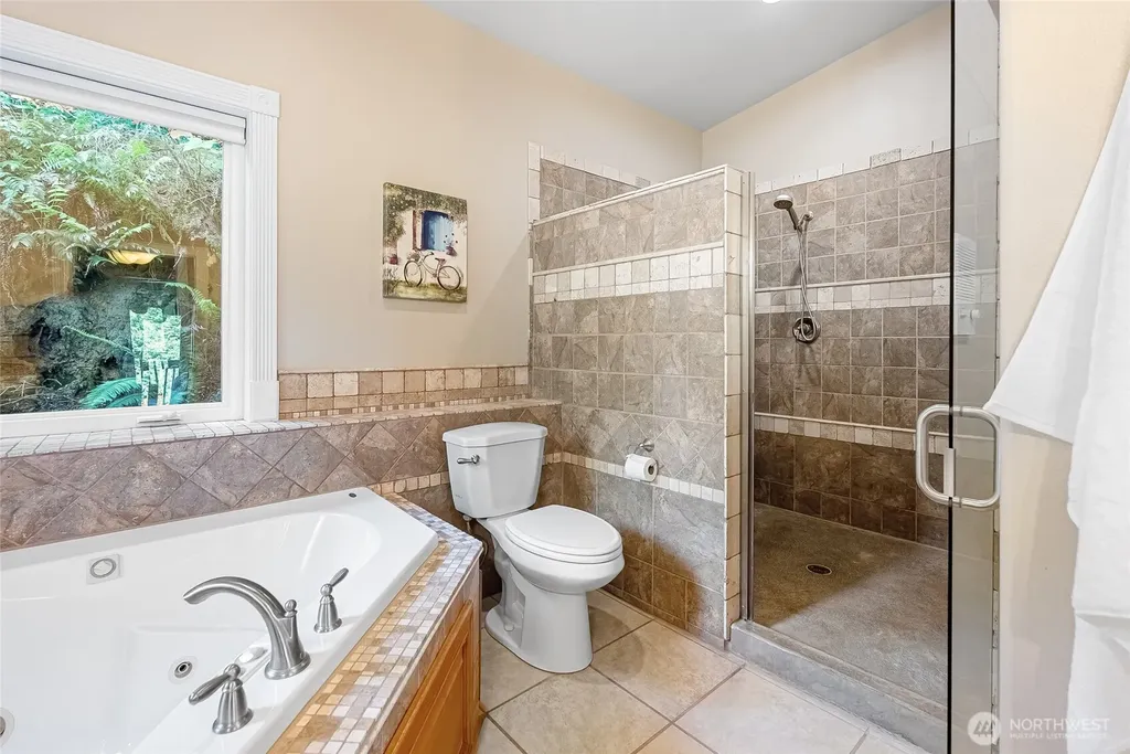 61 Louise View Drive Bellingham WA 98229