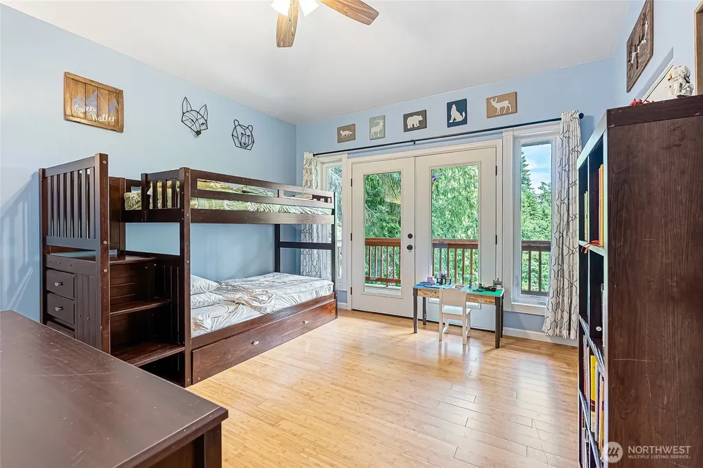 61 Louise View Drive Bellingham WA 98229