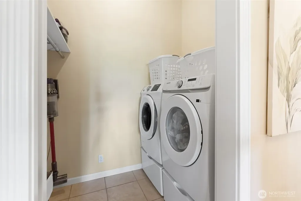 61 Louise View Drive Bellingham WA 98229