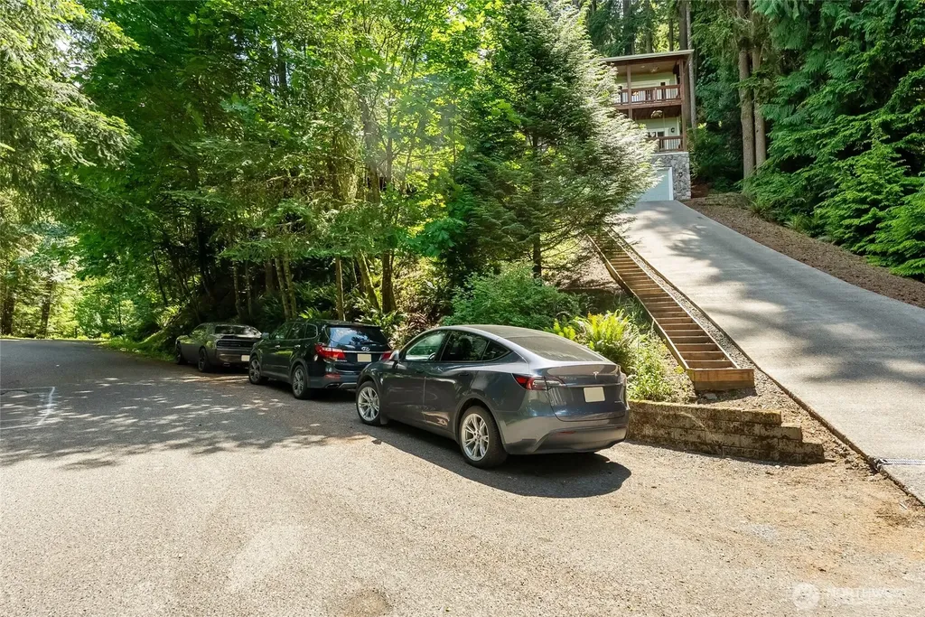 61 Louise View Drive Bellingham WA 98229