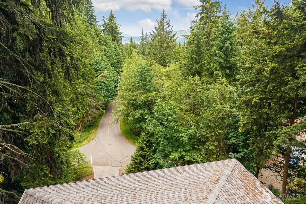 61 Louise View Drive Bellingham WA 98229
