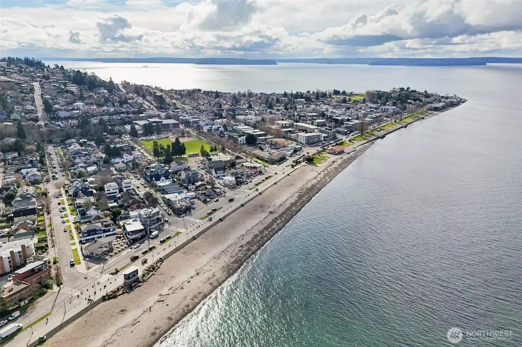 2626 58th Avenue SW Seattle WA 98116
