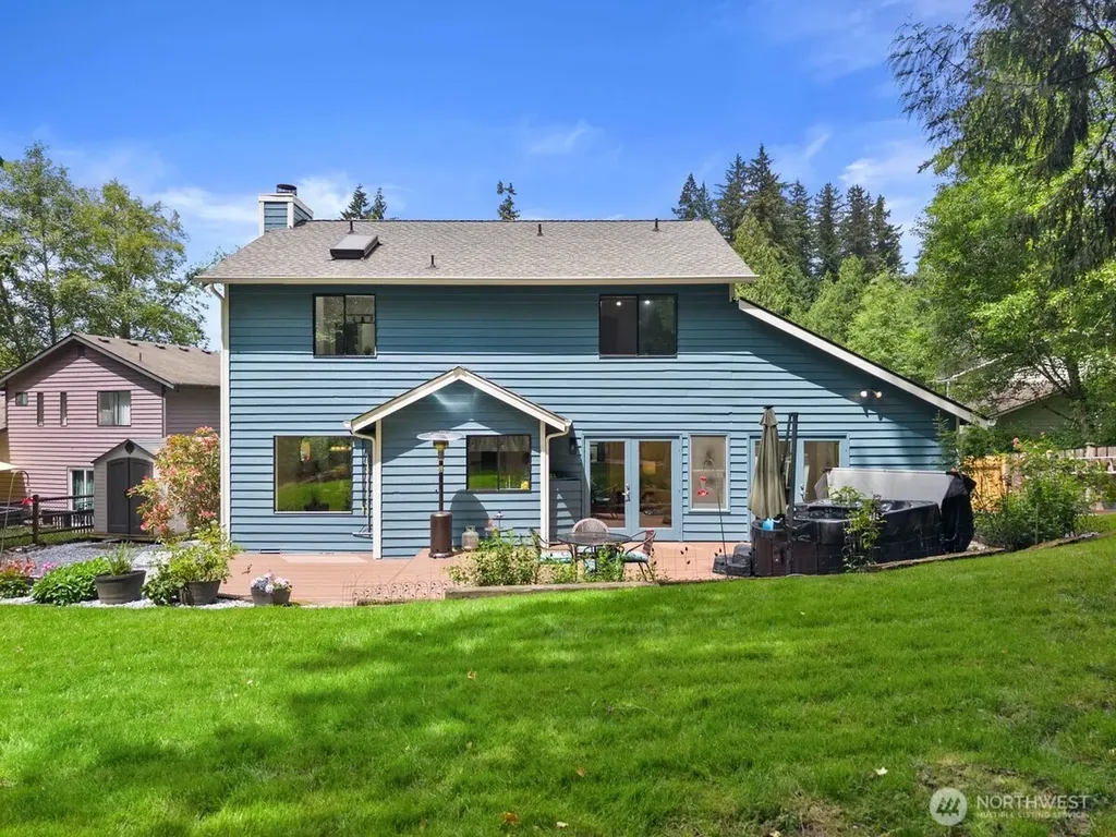 27015 NE Dorothy Duvall WA 98019