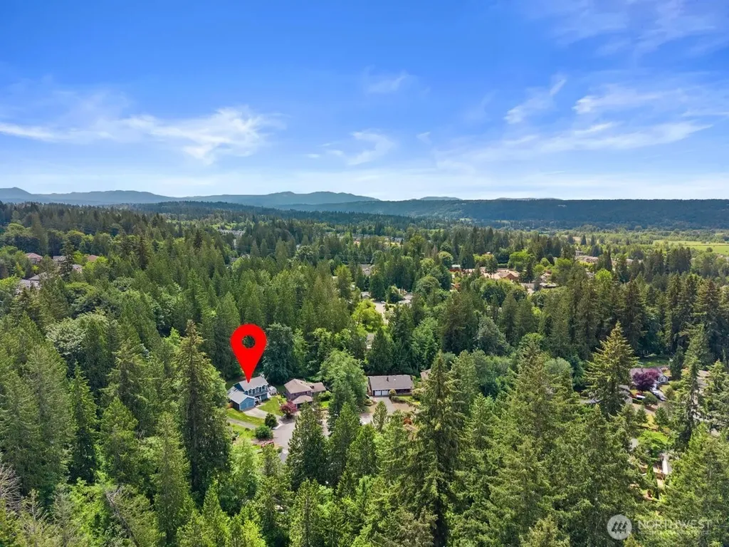 27015 NE Dorothy Duvall WA 98019