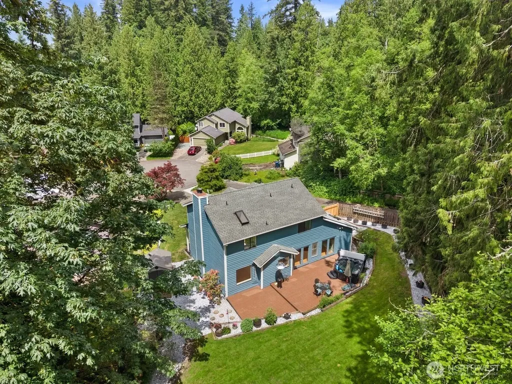 27015 NE Dorothy Duvall WA 98019