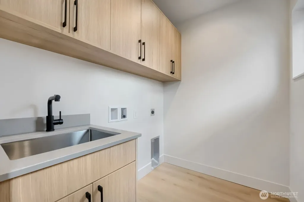 2626 58th Avenue SW Seattle WA 98116