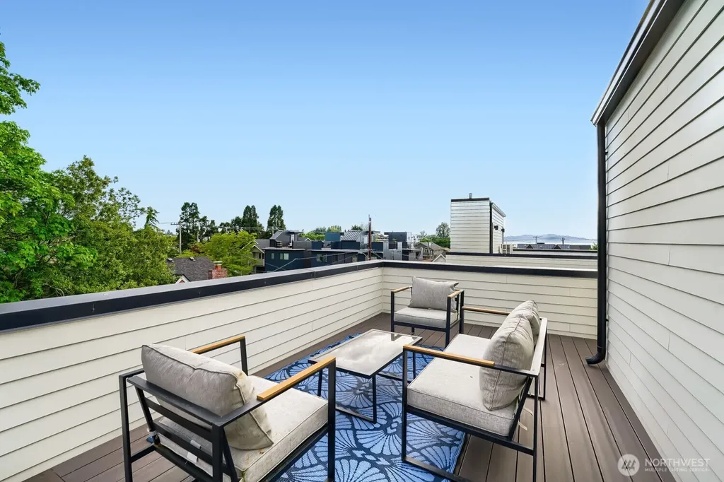 2626 58th Avenue SW Seattle WA 98116