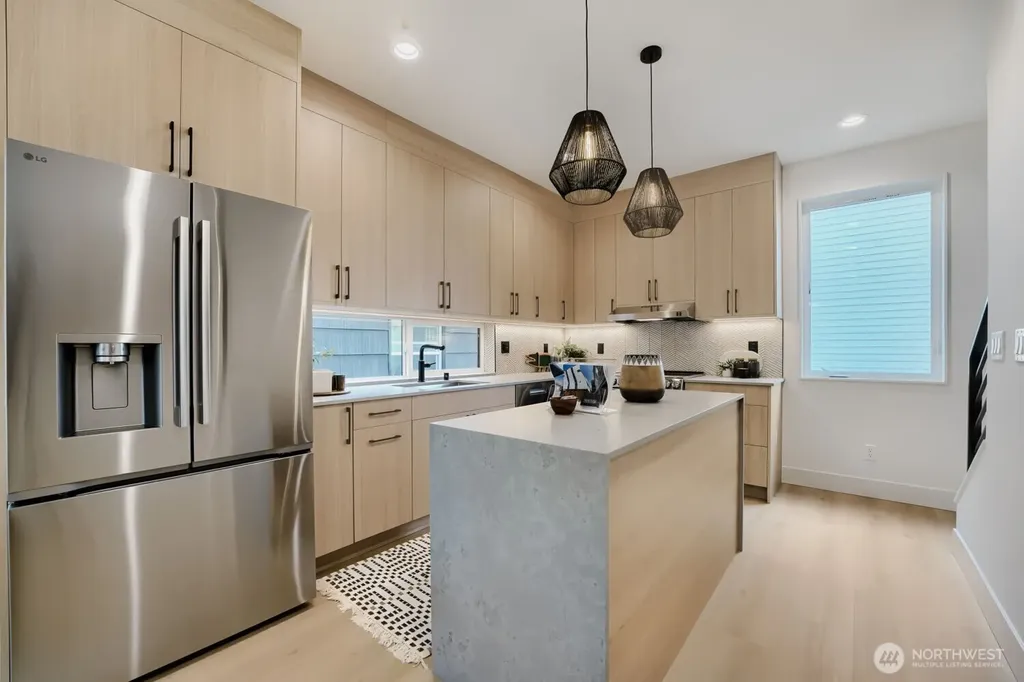 2626 58th Avenue SW Seattle WA 98116